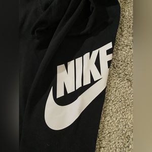 Nike woman’s leggings